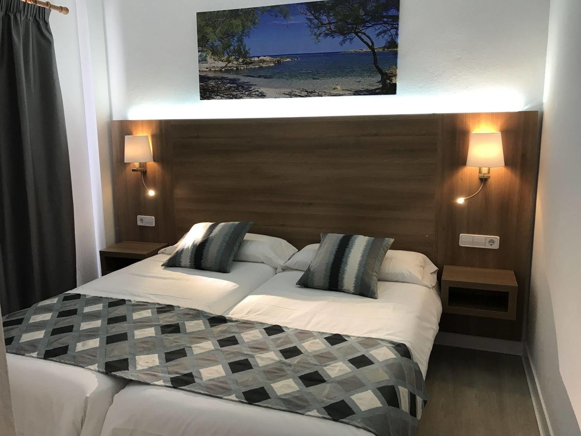 Apartamento R2 Cala Millor Cala Millor  Exterior foto